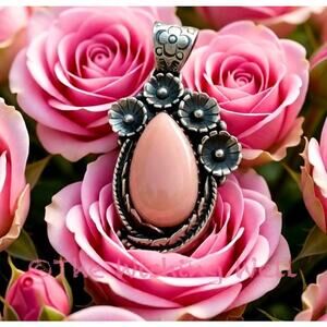 Queen Conch Teardrop Sterling Dilver Pendant 1.75”